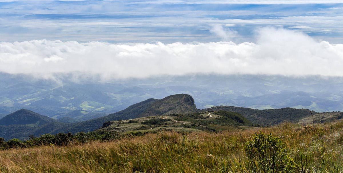 Trilha para Janela do Céu Ibitipoca